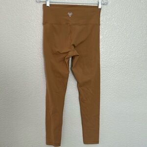 TNA Aritzia Tan High-Rise Leggings Size M